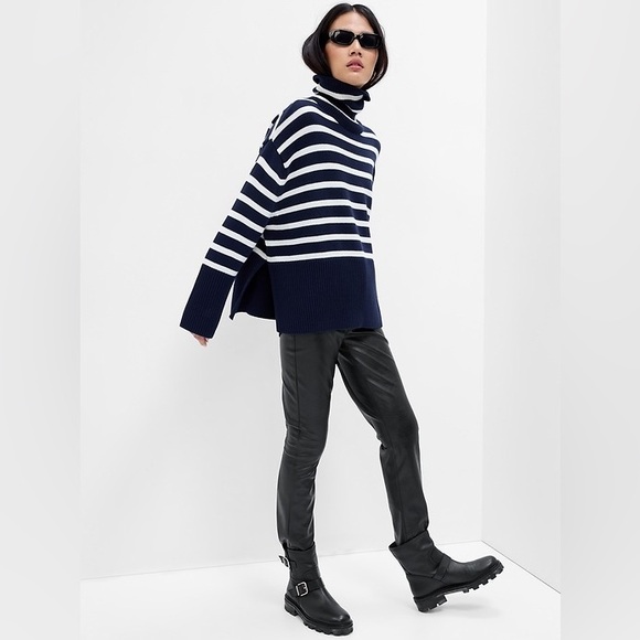 GAP Split-Hem Turtleneck Sweater Navy & White Striped Size Large - Picture 1 of 10